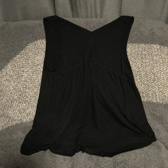 Zoe & Liv Fiesta All Day Siesta All Night Flowy Tank Size Large - Picture 2 of 2